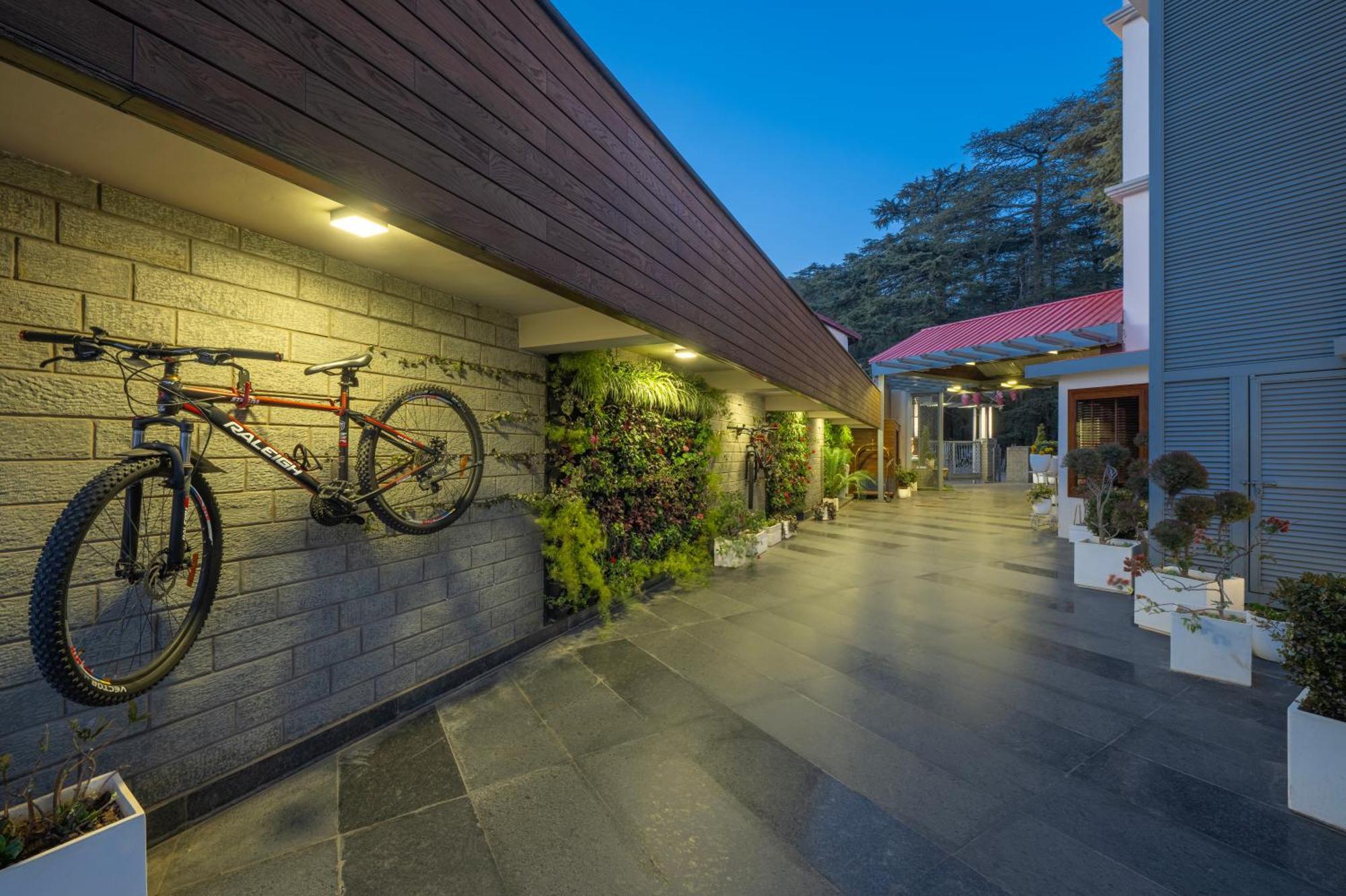 Welcomheritage Elysium Resort & Spa Shimla Exterior foto